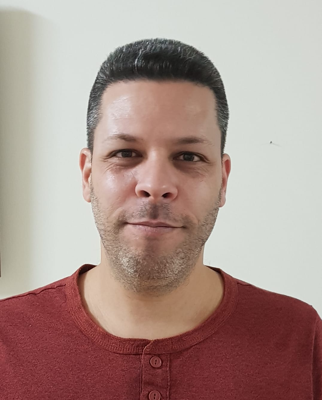 מושיק חסון