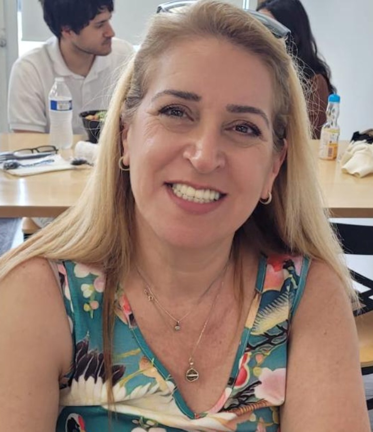 ורד פונטרומולי